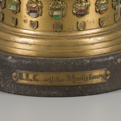 "Studentika" - Een bronzen gedenksculptuur voor de "Allgemeiner Landsmannschafter Convent auf der Marksburg", Duitsland, tussen 1904 en 1919.