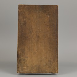 Een eiken bas-reliëf met voorstelling van Johannes de evangelist met arma sacra, ca. 1900.