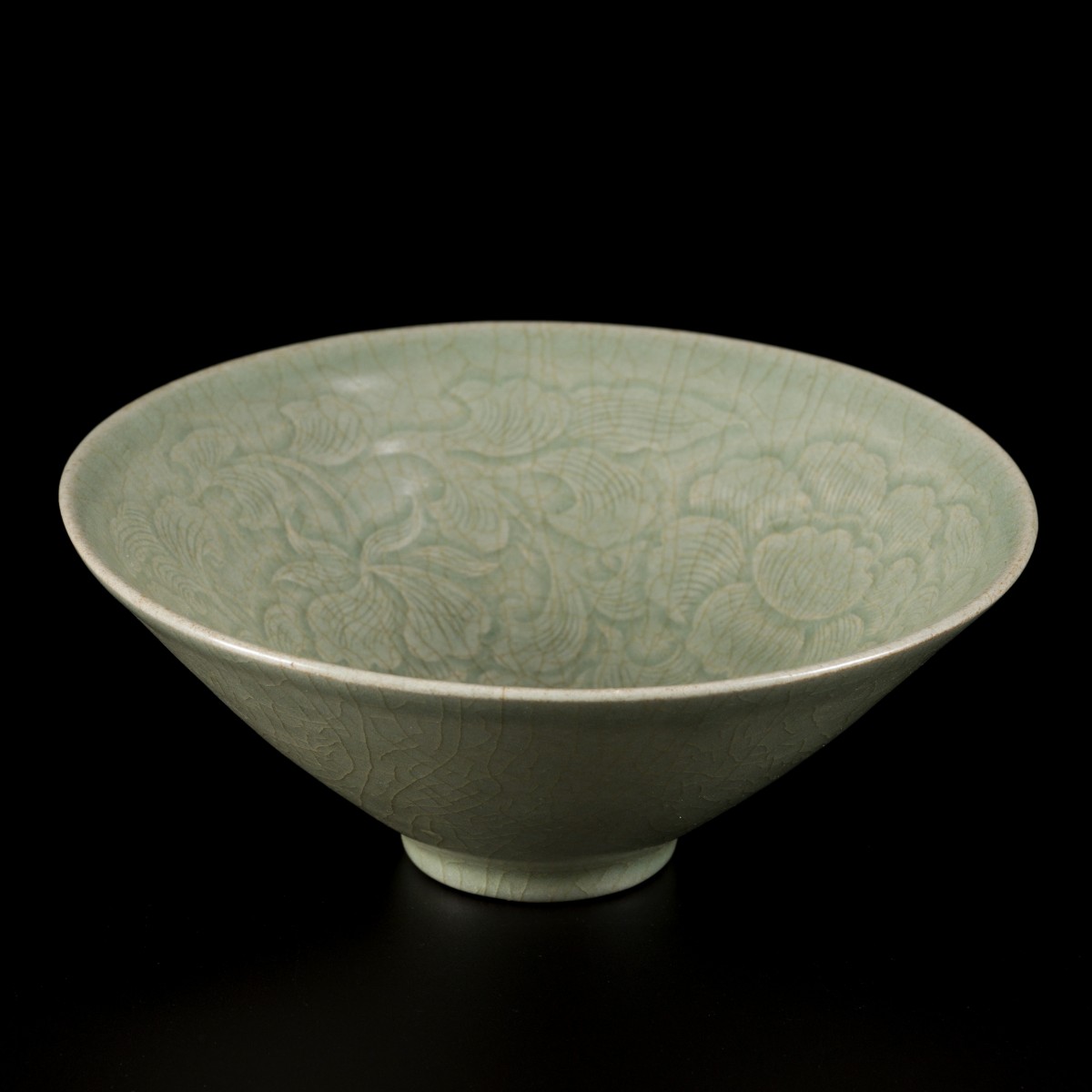 Een celadon kom, Korea, 15 eeuw.