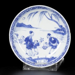Een lot van (4) porseleinen bordjes, drie met decor van lijzen, één met karbouw, China, Kangxi.