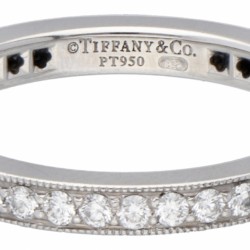 Pt 950 Platina Tiffany & Co. alliance ring bezet met ca. 0.39 ct. diamant.