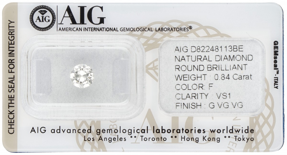 AIG-gecertificeerde briljant geslepen natuurlijke diamant 0.84 ct.