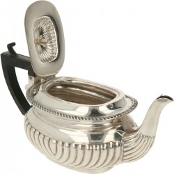 Theepot zilver.