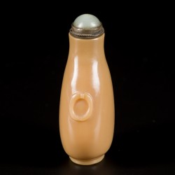 Een bruin glazen snuff bottle, fles model, China, 19e eeuw.