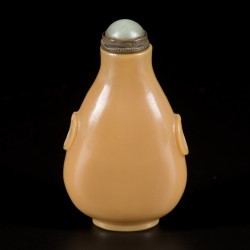 Een bruin glazen snuff bottle, fles model, China, 19e eeuw.