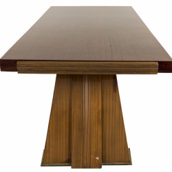 Een art deco eettafel, Frankrijk, 20e eeuw.