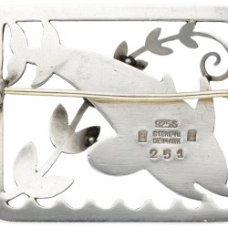 Arno Malinowski voor Georg Jensen no.251 zilveren 'Dolphins' broche - 925/1000.