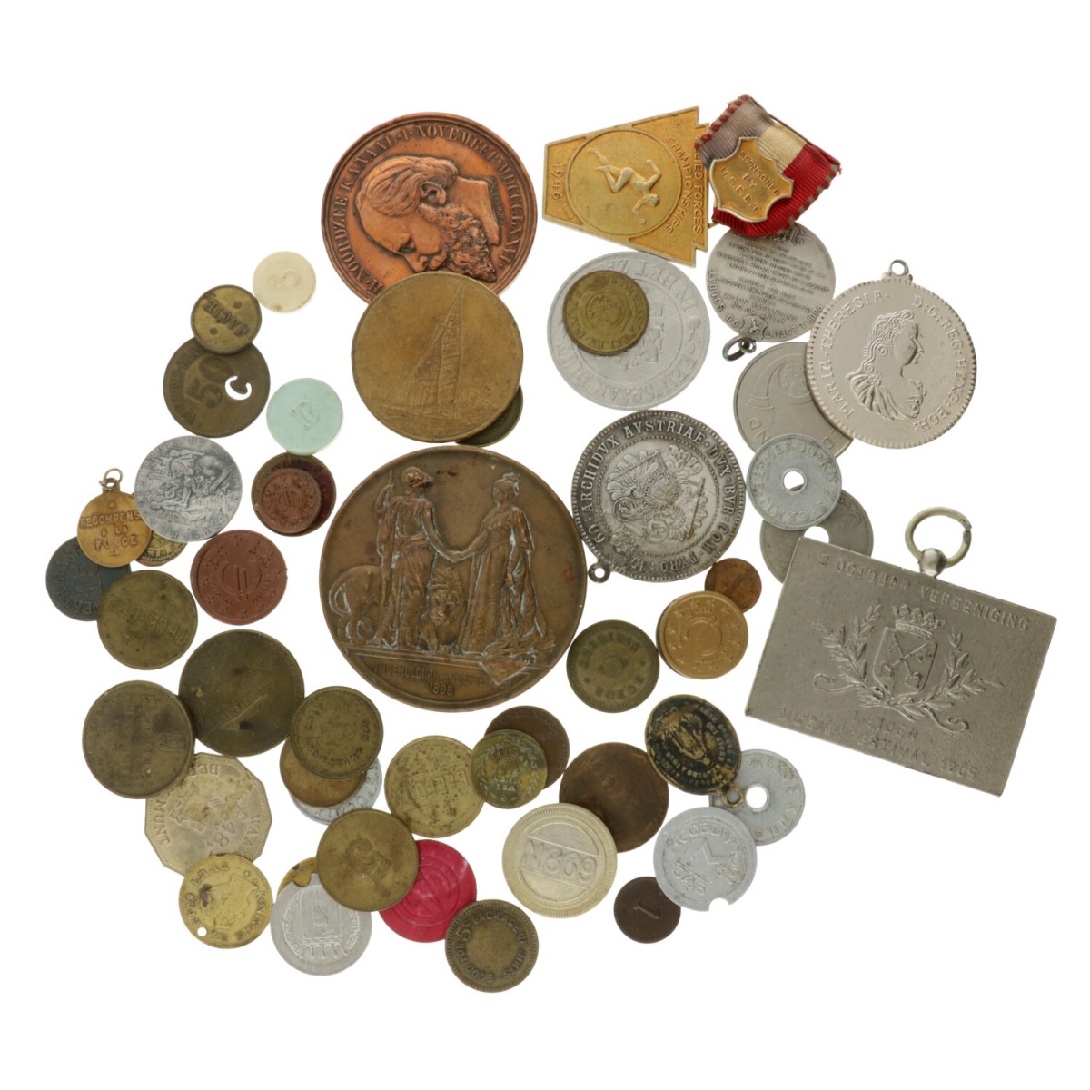 Europe. Lot (50) Bronze medals.