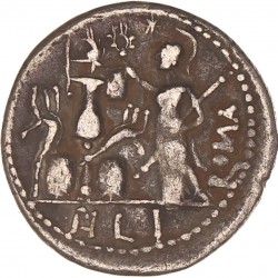 Roman Republic. M. Furius L. F. Philus. Denarius. N.D. (119 BC).