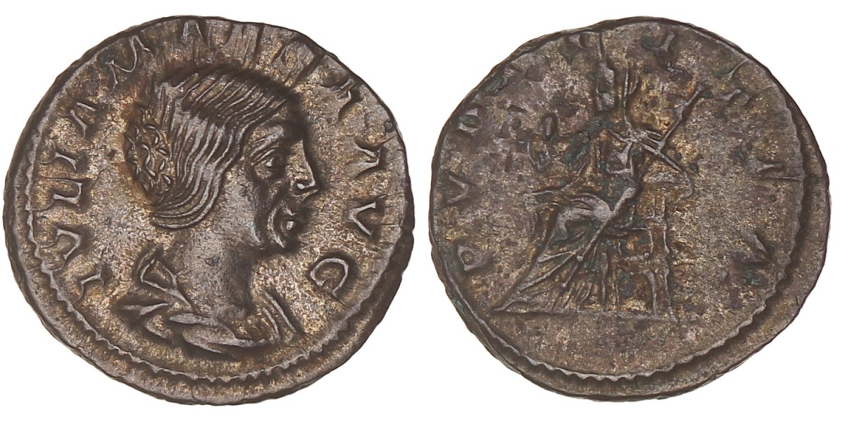 Roman empire. Julia. Denarius. N.D. (218 - 222 AD).
