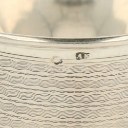 Geboortebeker zilver.