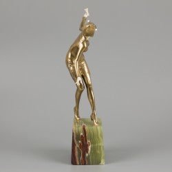 Johann Philipp Ferdinand Preiss (Duitsland, 1882-1943), Een 'chryselephantine' sculptuur getiteld 'Champagne Danseres', ca. 1925.
