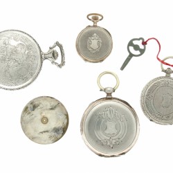 Lot (4) zakhorloges Zilver en Staal
