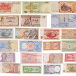 Lot. 100 Different World Banknotes. - UNC.