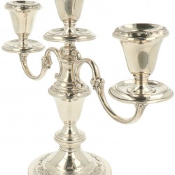 Kandelaar zilver.