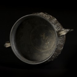 Een bronzen wierookbrander, China, 19e eeuw.