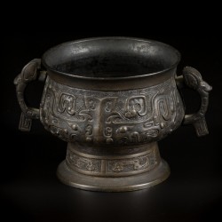 Een bronzen wierookbrander, China, 19e eeuw.