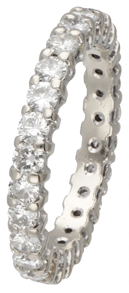 14 kt. Witgouden alliance ring bezet met ca. 2.08 ct. diamant.