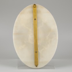 Een wijwaterbakje met 'Limoges'-emaille voorstelling naar Rafaël Sanzio "Madonna Della Sedia Tondo", Italië, 19e eeuw.