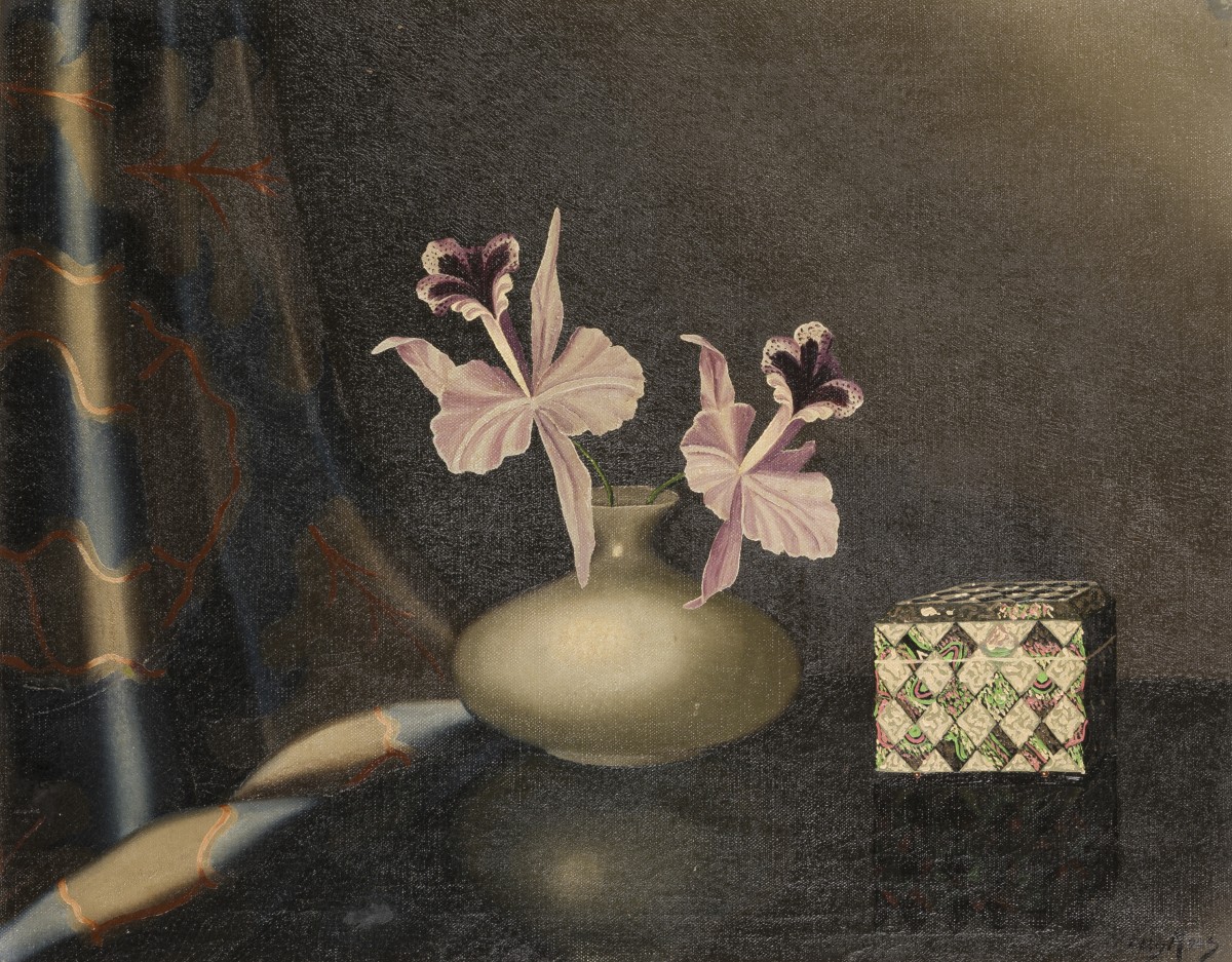 Sofia Theodora van Driel (Düsseldorf 1899 -  1979 Arnhem) onder pseudoniem "Tilly Moes", Stilleven met orchideeën en een paarlemoeren doosje op een tafel.