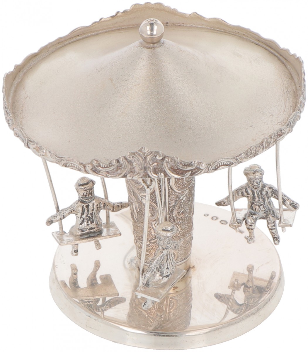 Miniatuur draaimolen zilver.