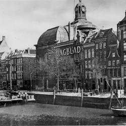 Herman Adrianus Charles Bogman Junior (Den Haag 1890 - 1975), Gezicht op De Blaak met het Dagblad van Rotterdam bij de Lutherse Kerk