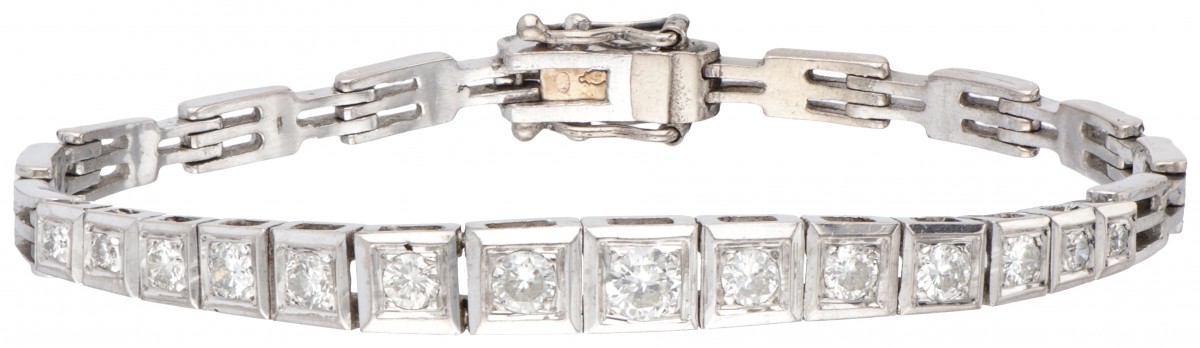 14 kt. Witgouden art deco schakelarmband bezet met ca. 1.03 ct. diamant.