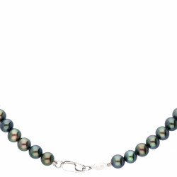 18 kt. Witgouden Mikura Pearls collier bezet met ca. 0.59 ct. diamant en Tahiti parel.