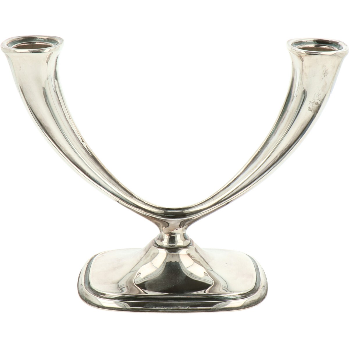 Kandelaar zilver.