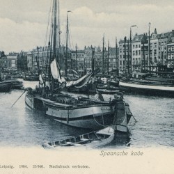 Antoon Derksen van Angeren (Delft 1878 - 1961), (2) etsen met voorstellingen van stadsgezichten te Rotterdam: Spaansche Kade en Groenendaal.
