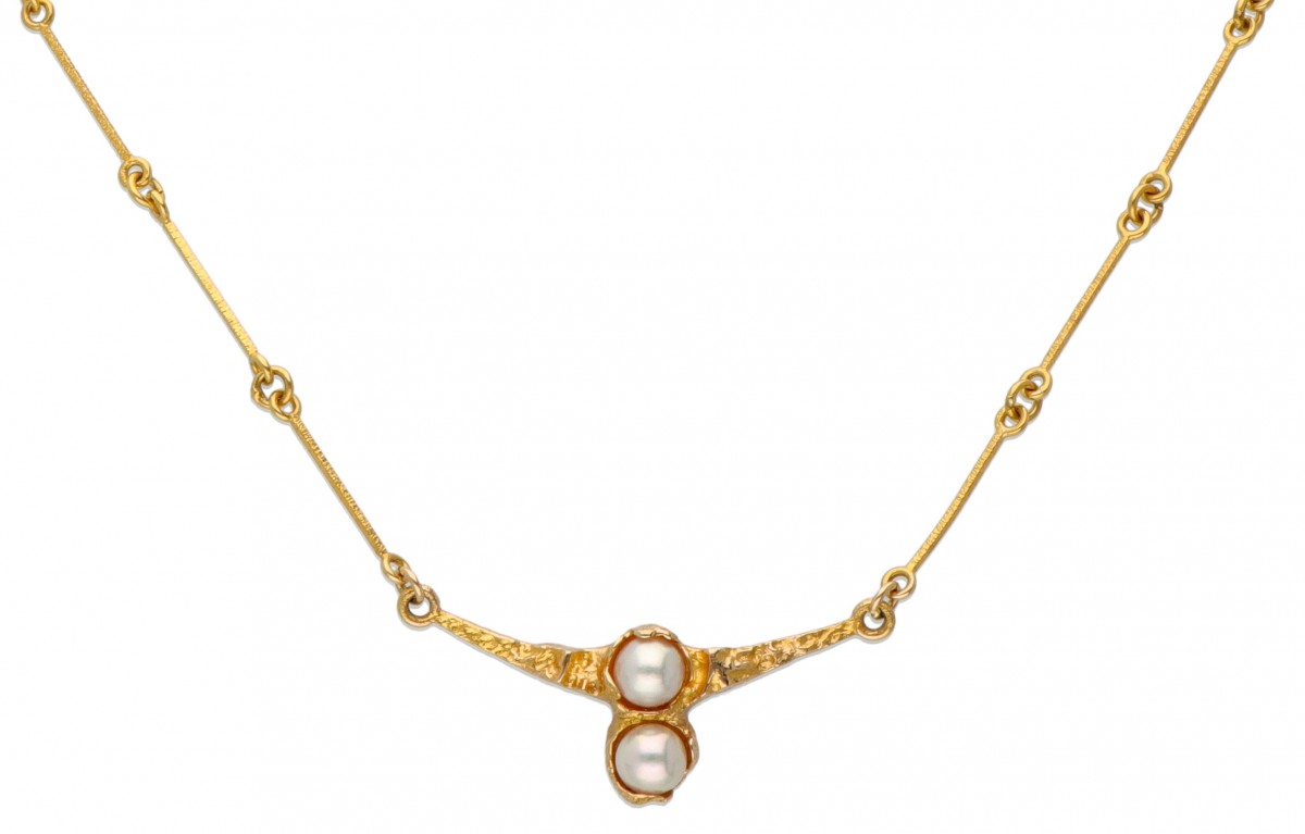 Björn Weckström voor Lapponia 14 kt. geelgouden 'Cheek to Cheek' collier bezet met cultivé parel.