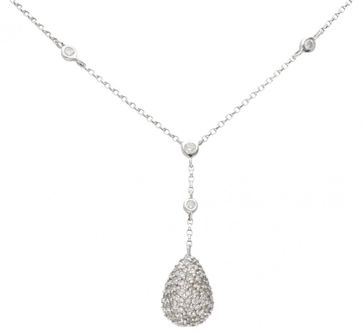 18 kt. Witgouden collier met een druppelvormige hanger en bezet met ca. 0.83 ct. diamant.