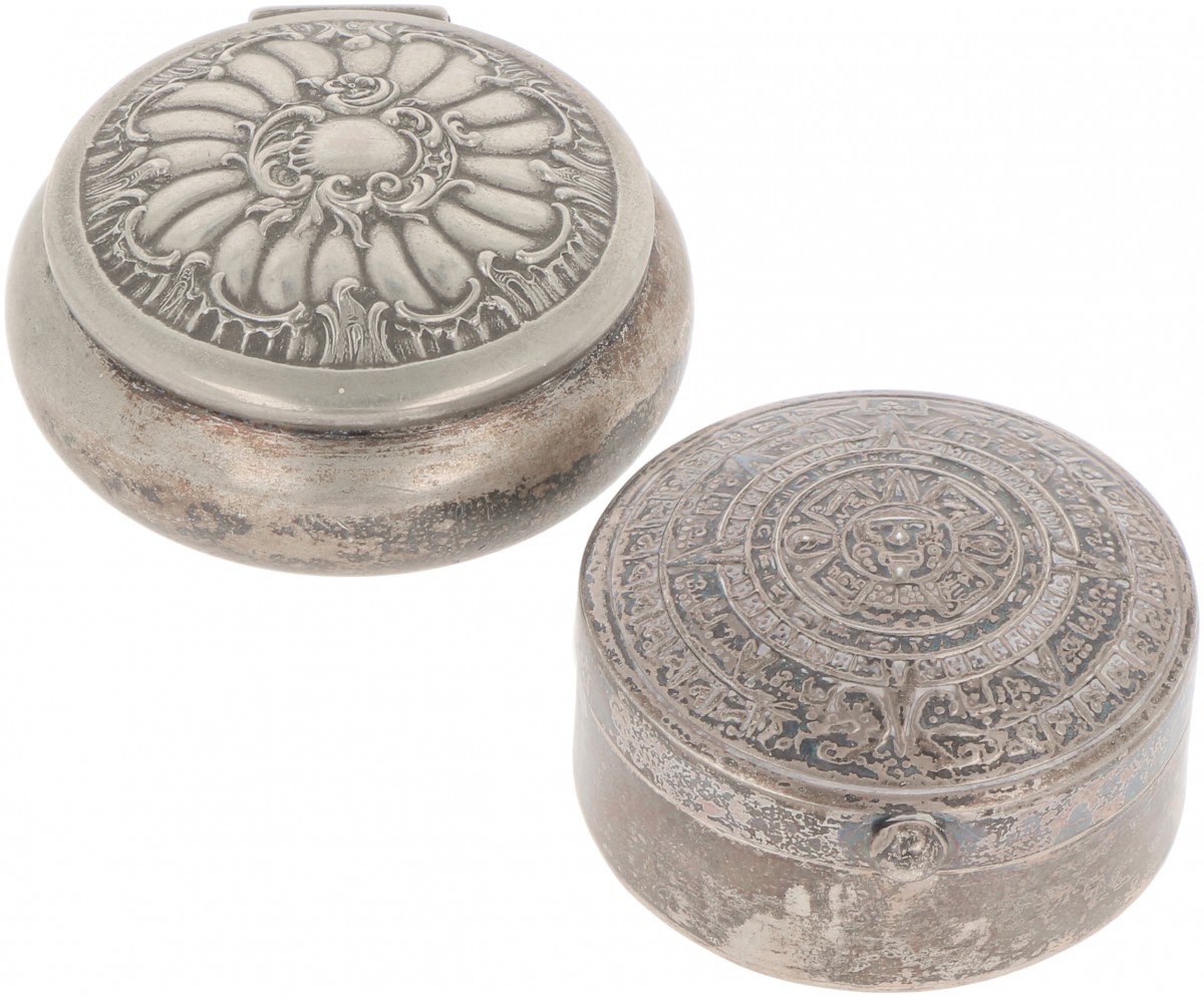 (2) delig lot diverse doosjes alpacca/zilver.
