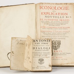 Een lot van (2) diverse taalboeken, resp. Latijn en hiërogliefen/emblemen, 17e en 18e eeuw.