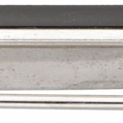 14 kt. Witgouden broche bezet met ca. 0.04 ct. diamant en onyx.