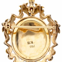 18 kt. Geelgouden vintage hanger / broche bezet met ca. 0.29 ct. robijn en blauwe emaille.