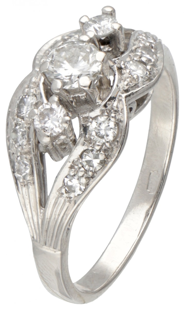 14 kt. Witgouden vintage ring bezet met ca. 0.58 ct. diamant.