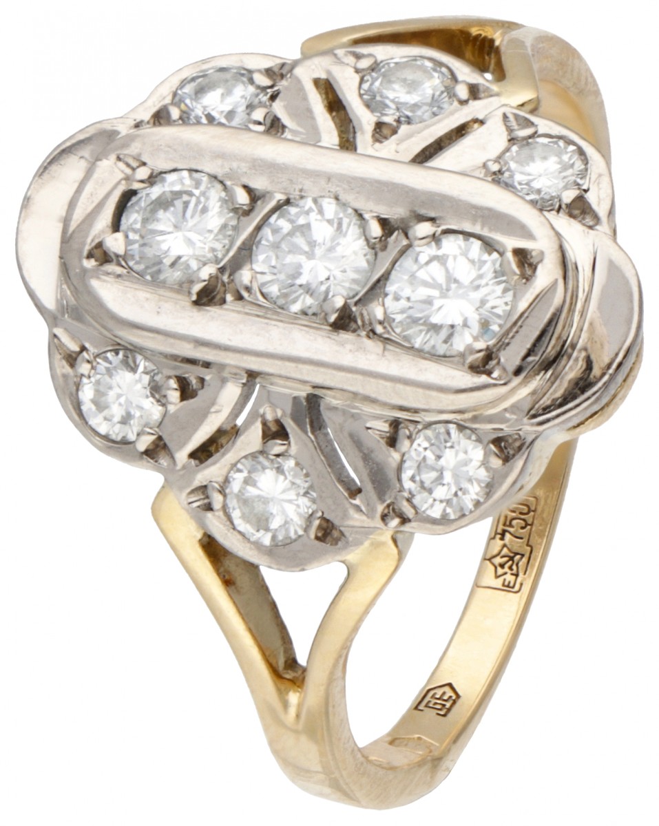 18 kt. Geelgouden 'dinner' ring bezet met ca. 0.75 ct. diamant.