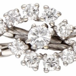 14 kt. Witgouden vintage armband bezet met ca. 0.73 ct. diamant.