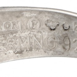 Sterling zilveren ring door Zweedse designer Theresia Hvorslev voor Alton.