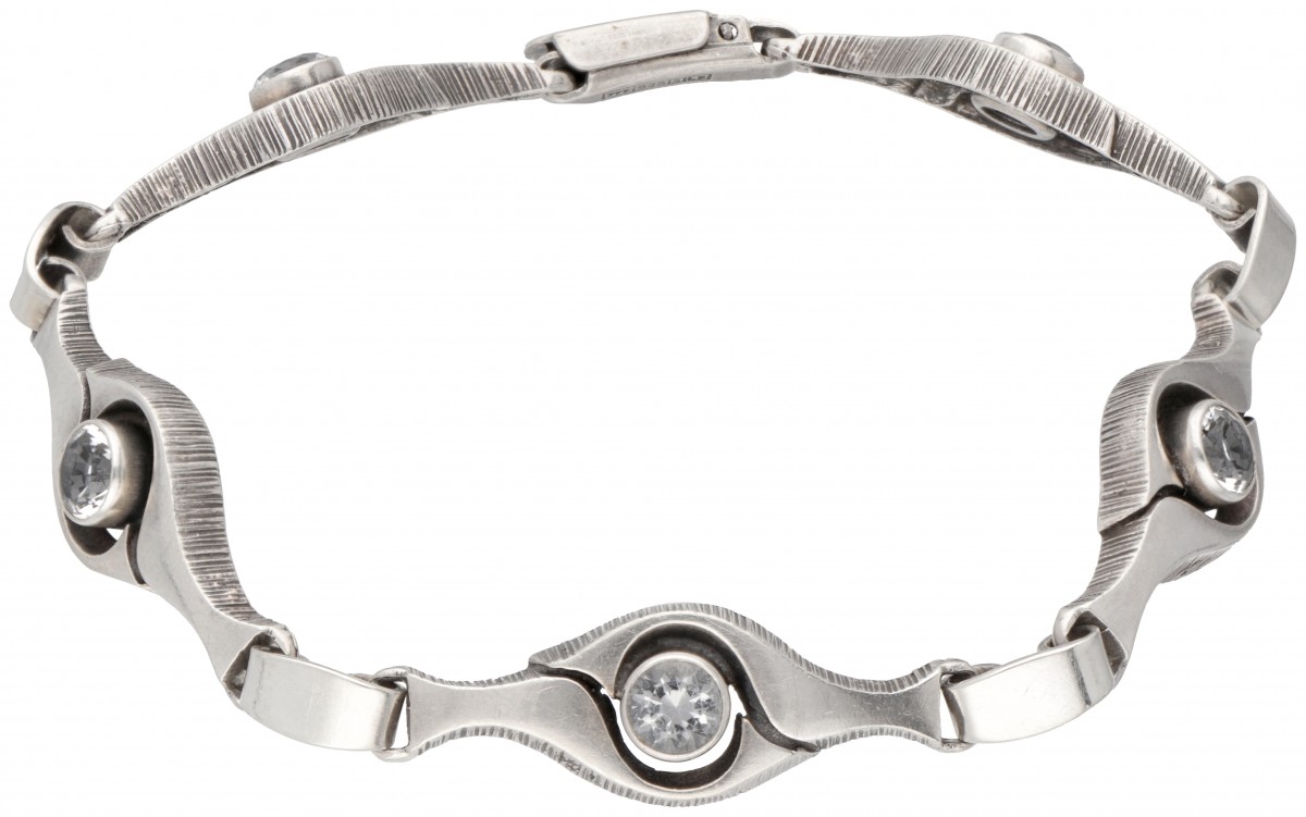 Sterling zilveren armband met bergkristal door Finse designer Karl Laine voor Sten & Laine.