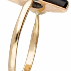 14 kt. Geelgouden art deco ring bezet met ca. 0.36 ct. diamant en onyx.