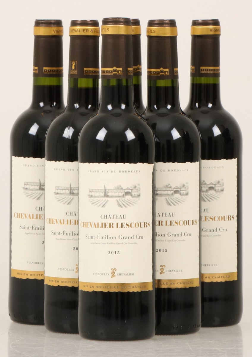 (6) Château Chevalier Lescours - Saint-Émilion - Grand Cru - 2015.