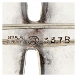 Sterling zilveren broche no.337B door Nanna Ditzel voor Georg Jensen.