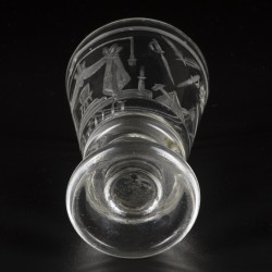 Een maçonniek / vrijmetselaars glas, Holland, 19e eeuw.