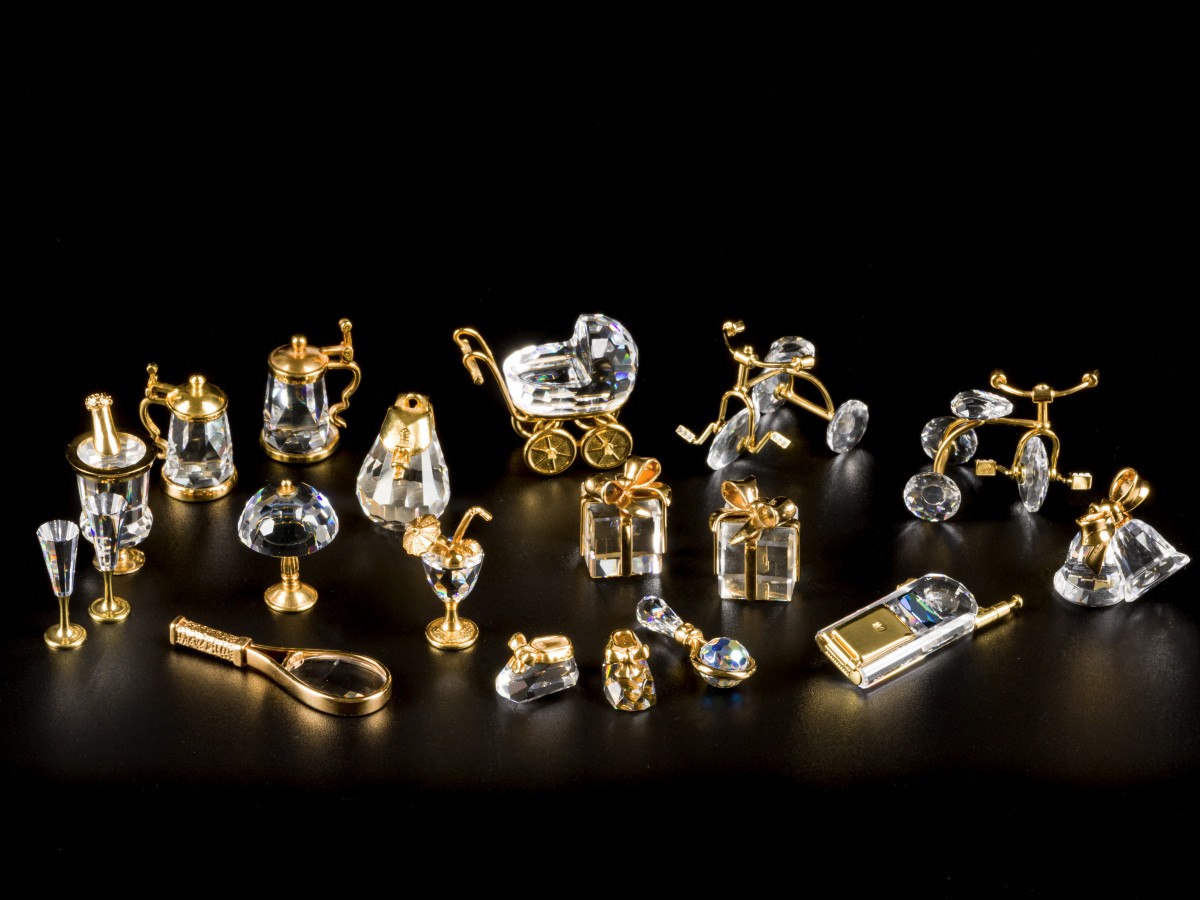 (17) delig lot Swarovski miniaturen.