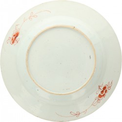 Een set van (6) porseleinen borden met floraal decor. China, Qianglong.