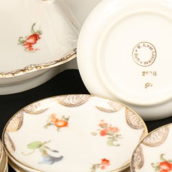 Een bonbonstel porselein "W.A. van Leeuwen" Delft.