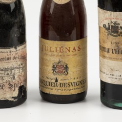 Een lot van (3) oude wijnen waaronder Chateau l'Hermitage 1959.