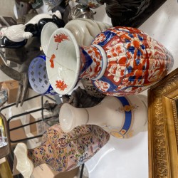 Een groot lot bestaande uit o.a. Afrikaanse maskers (Dan, DRC).
